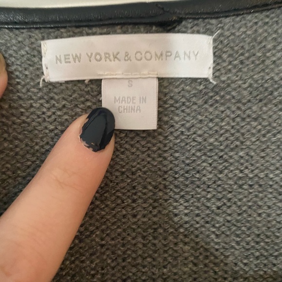 New York & Company long, open Cardigan in Size Small - Picture 6 of 9